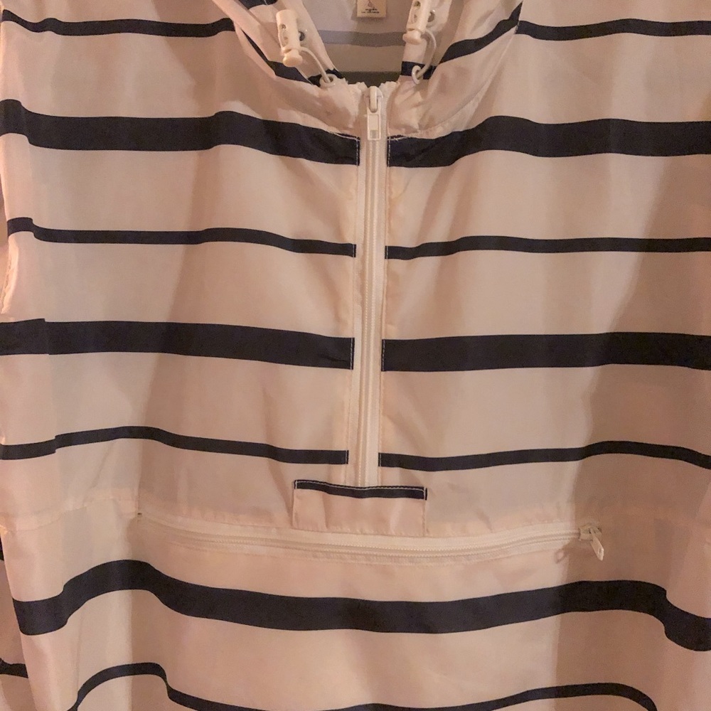 Worn once, like new quarter zip windbreaker w hood